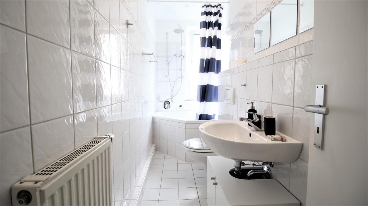 Appartement Zentral Wohnen - Inkl. Privatem Stellplatz à Wurtzbourg Extérieur photo