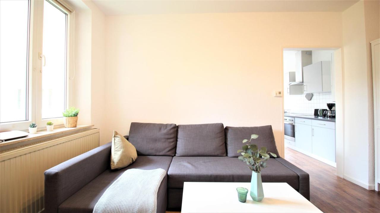 Appartement Zentral Wohnen - Inkl. Privatem Stellplatz à Wurtzbourg Extérieur photo