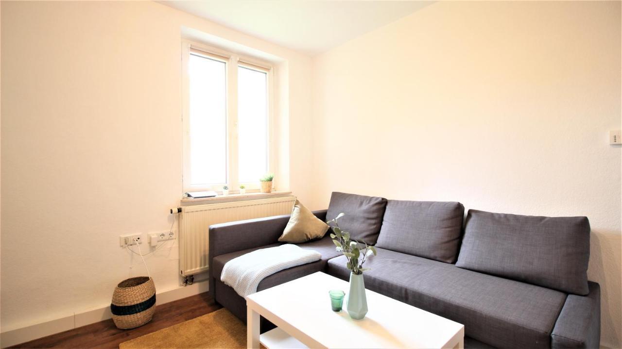 Appartement Zentral Wohnen - Inkl. Privatem Stellplatz à Wurtzbourg Extérieur photo