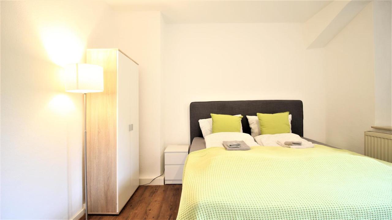 Appartement Zentral Wohnen - Inkl. Privatem Stellplatz à Wurtzbourg Extérieur photo